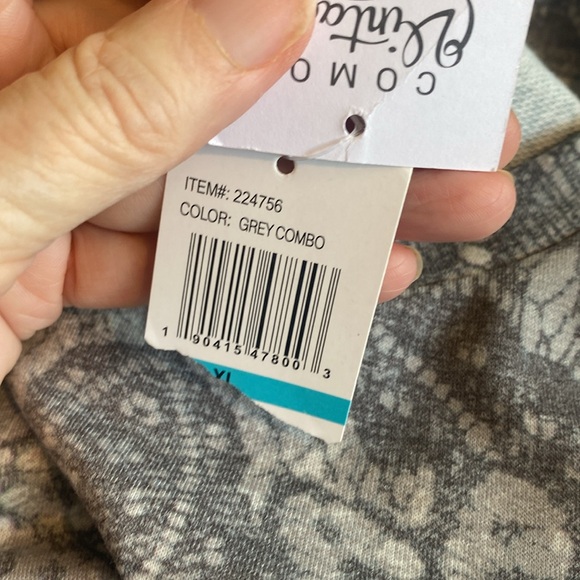 Como Vintage gray & white long sleeve printed faux lace top size XL NWT - Picture 10 of 10